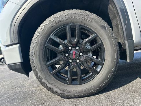 Used 2024 GMC Sierra 1500 Elevation w/ Elevation Premium Package AWD/4WD image 12