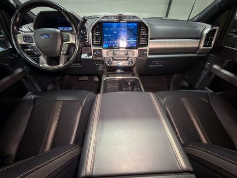 Used 2022 Ford F350 Platinum w/ FX4 Off-Road Package AWD/4WD image 12