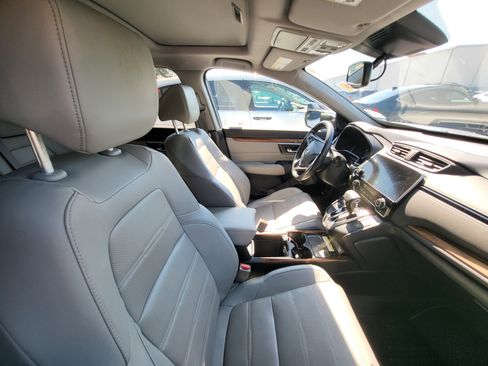Used 2020 Honda CR-V Touring image 8