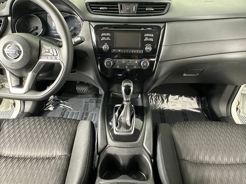 Used 2017 Nissan Rogue S w/ S Appearance Package image 35