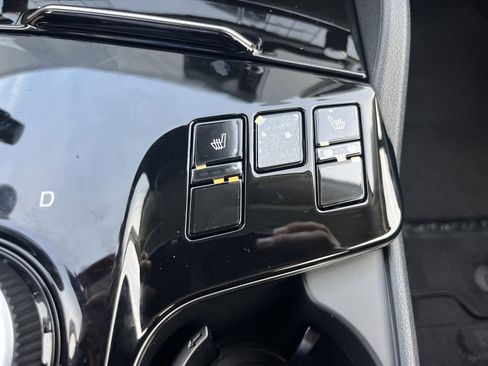 New 2025 Kia Sportage LX image 12