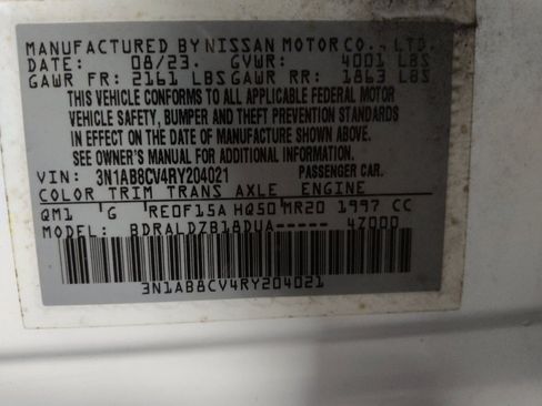 Used 2024 Nissan Sentra SV FWD image 33