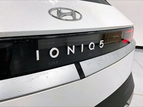 Used 2022 Hyundai Ioniq 5 SE w/ Cargo Package image 38