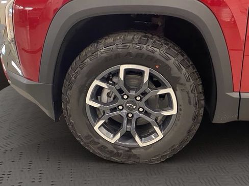 New 2027 Chevrolet Equinox ACTIV AWD/4WD image 10