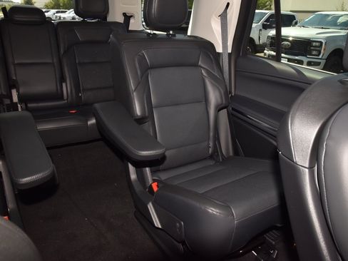 New 2025 Lincoln Navigator Reserve image 22