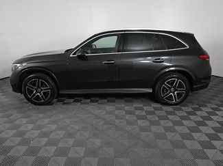 Used 2024 Mercedes-Benz GLC 300 video 3