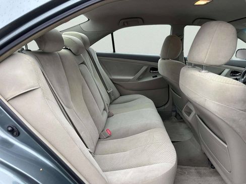 Used 2009 Toyota Camry FWD image 17