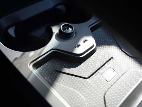 New 2026 BMW iX xDrive45 w/ M Sport Package image 24