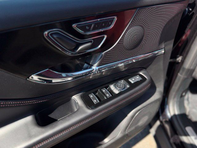 Used 2023 Lincoln Corsair Reserve w/ Equipment Group 201A AWD/4WD image 15