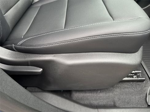 New 2026 Chevrolet Traverse LT FWD image 24