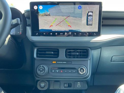 New 2025 Ford Maverick Lariat w/ Black Appearance Package image 29