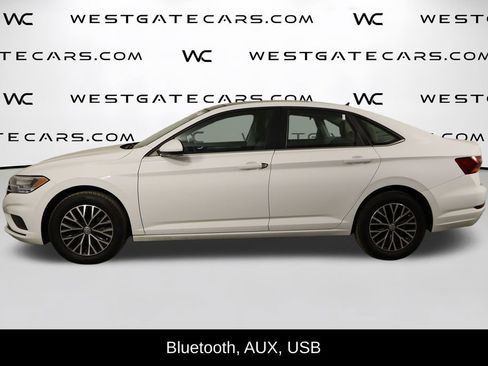 Used 2019 Volkswagen Jetta SE w/ Cold Weather Package image 5