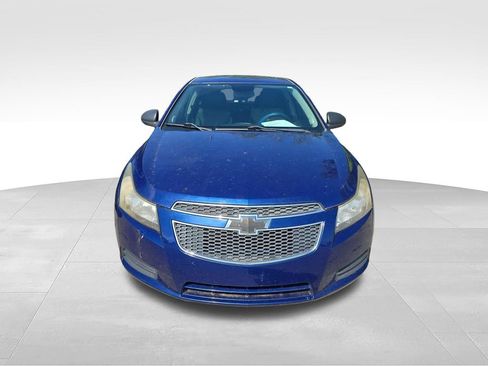 Used 2012 Chevrolet Cruze LS w/ Connectivity Package FWD image 2