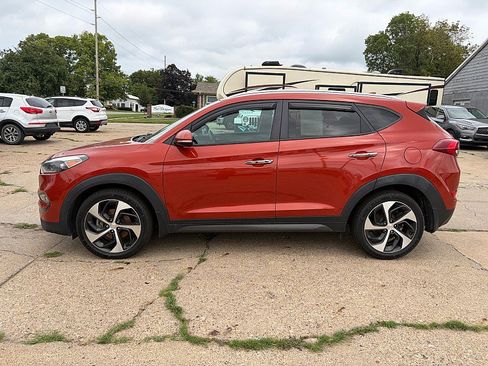 Used 2016 Hyundai Tucson Limited AWD/4WD image 5