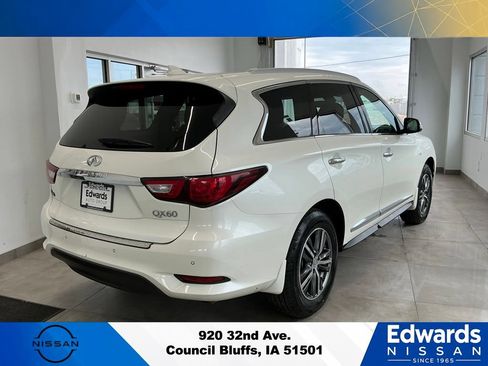 Used 2017 INFINITI QX60 Luxe w/ Premium Plus Package AWD/4WD image 7