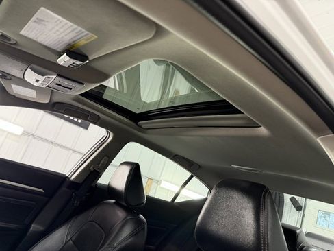 Used 2019 Nissan Altima 2.5 Platinum image 17