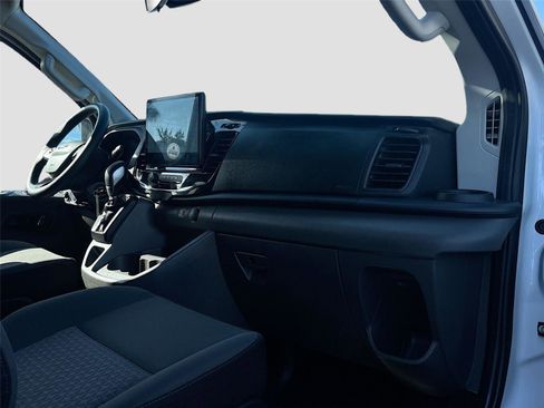 Used 2023 Ford Transit 350 XLT image 30