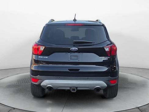 Used 2019 Ford Escape Titanium AWD/4WD image 4