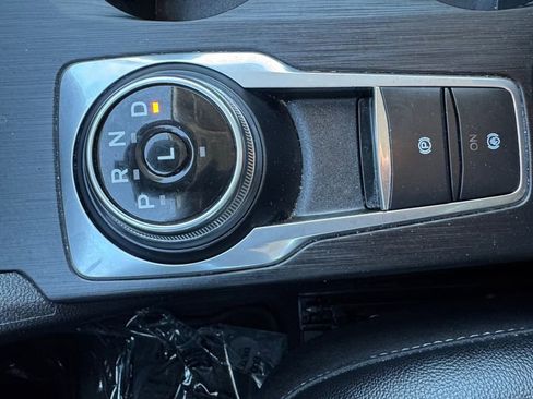 Used 2022 Ford Escape SEL AWD/4WD image 18