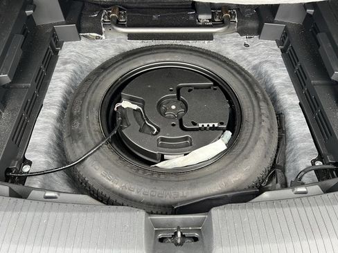 Used 2023 Nissan Rogue SV image 26