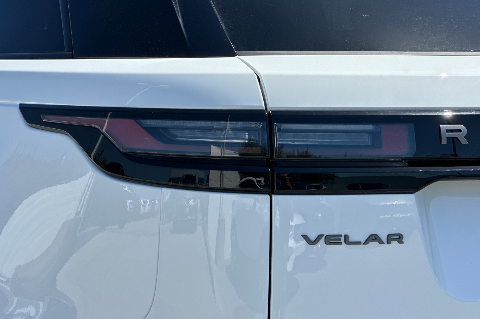 New 2026 Land Rover Range Rover Velar S AWD/4WD image 27