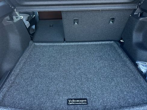 New 2026 Volkswagen ID.4 Pro RWD image 15