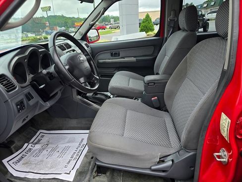 Used 2002 Nissan Frontier SE AWD/4WD image 9
