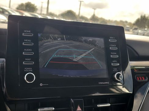 Used 2024 Toyota Camry SE image 21