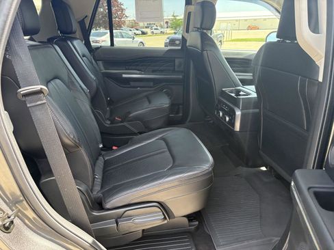 Used 2021 Ford Expedition Platinum AWD/4WD image 19