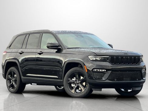 New 2025 Jeep Grand Cherokee Limited w/ Luxury Tech Group II image 2