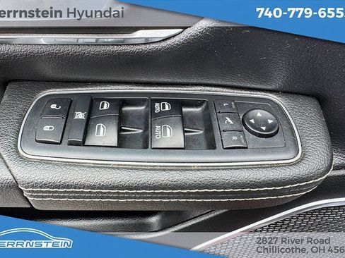 Used 2019 RAM 1500 Laramie image 21