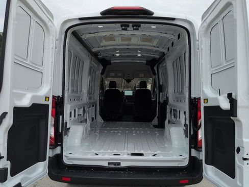 New 2026 Ford Transit 250 148 Medium Roof image 12