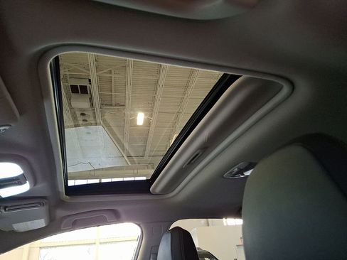 Certified 2021 Subaru Crosstrek 2.5i Limited w/ Moonroof Package 2 image 16