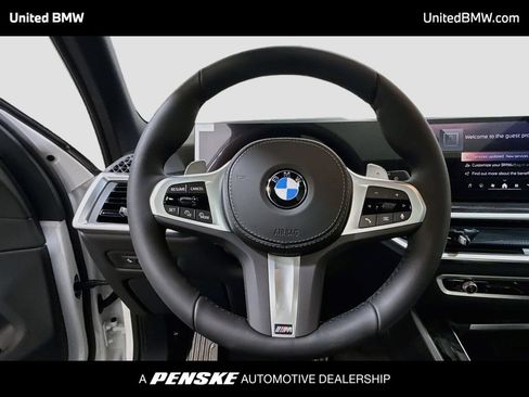 Used 2026 BMW X5 xDrive40i w/ M Sport Package AWD/4WD image 6