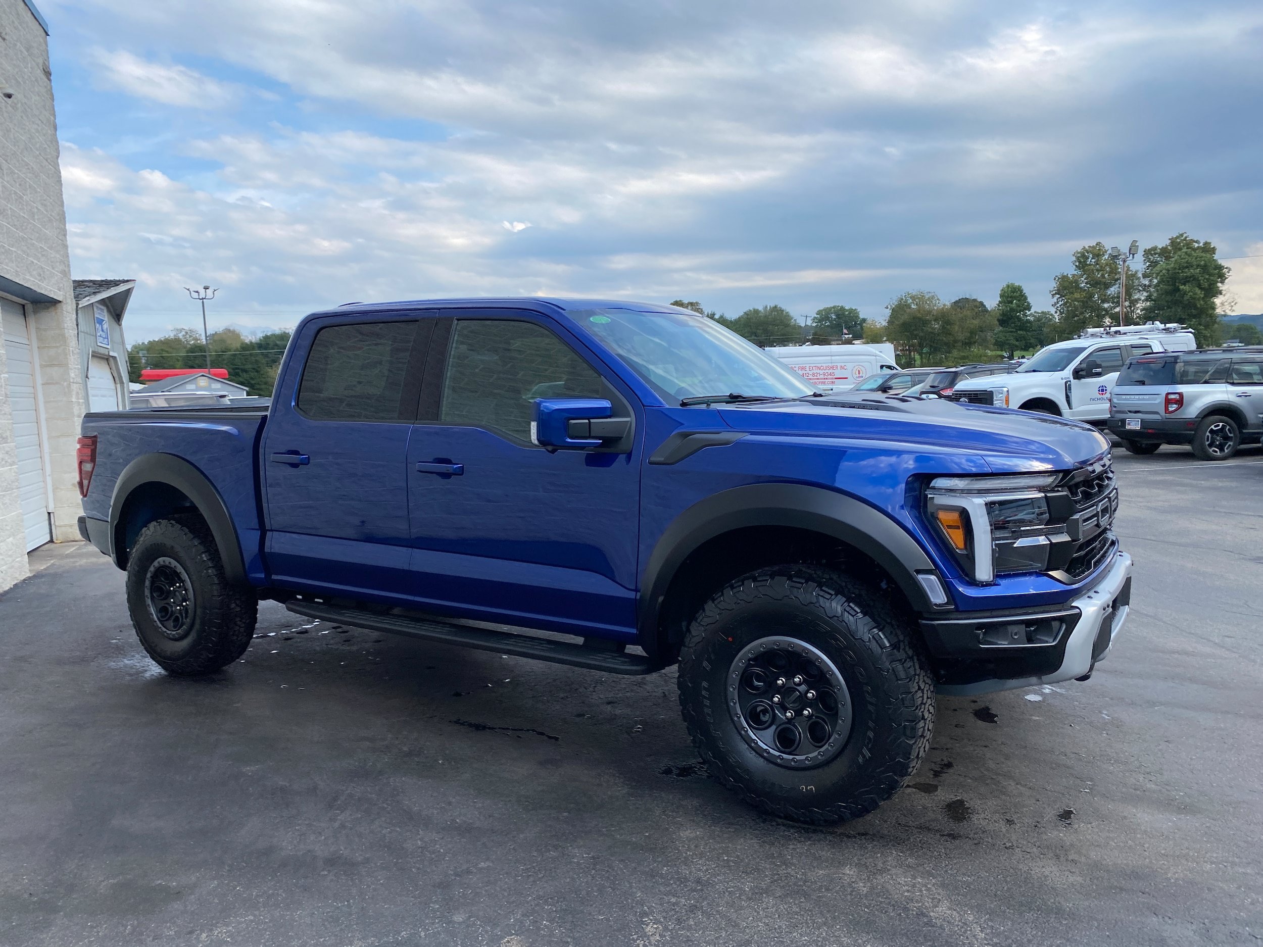 New 2026 Ford F150 Raptor AWD/4WD image 11