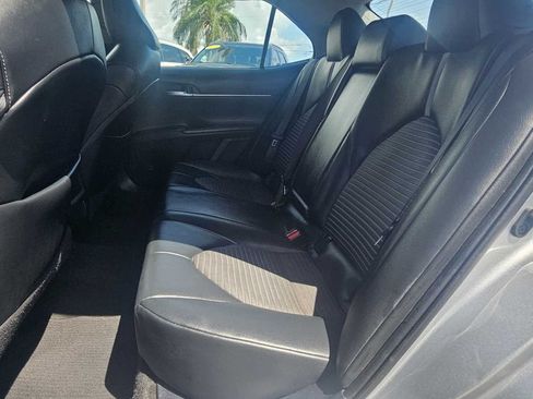 Used 2021 Toyota Camry SE FWD image 16