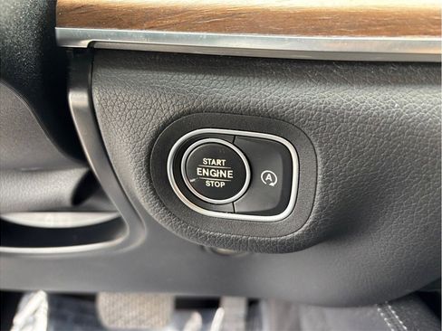 Used 2020 Mercedes-Benz GLE 450 4MATIC w/ AMG Line Exterior image 30