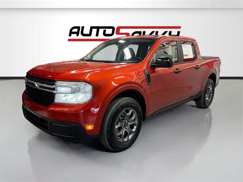 Used 2024 Ford Maverick XLT w/ XLT Luxury Package image 3