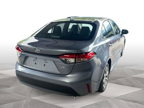 Used 2025 Toyota Corolla LE FWD image 8