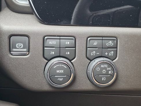 New 2026 Chevrolet Silverado 3500 LT w/ Convenience Package image 20