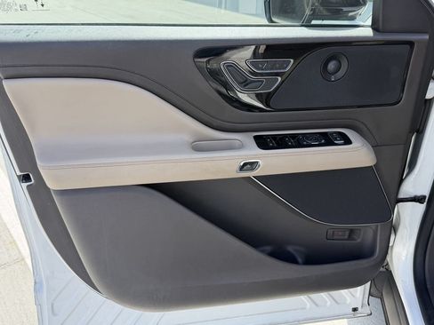 Used 2020 Lincoln Aviator Reserve w/ Elements Package Plus RWD image 10