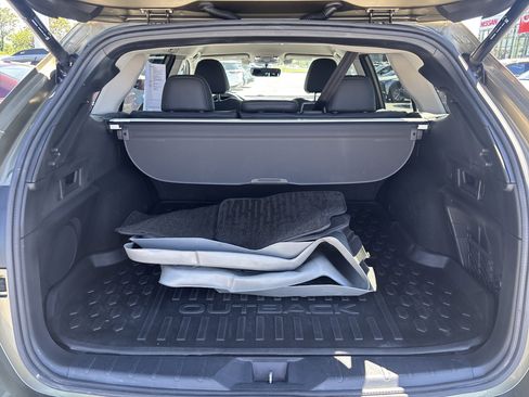 Used 2020 Subaru Outback Limited AWD/4WD image 25