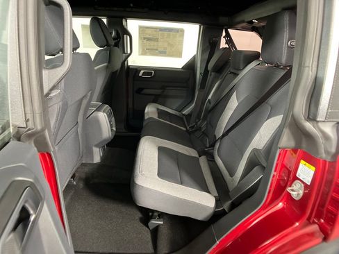 New 2025 Ford Bronco 4-Door AWD/4WD image 27