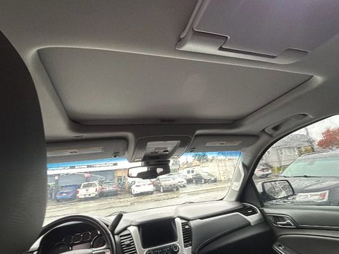 Used 2017 GMC Yukon SLT w/ Open Road Package image 22