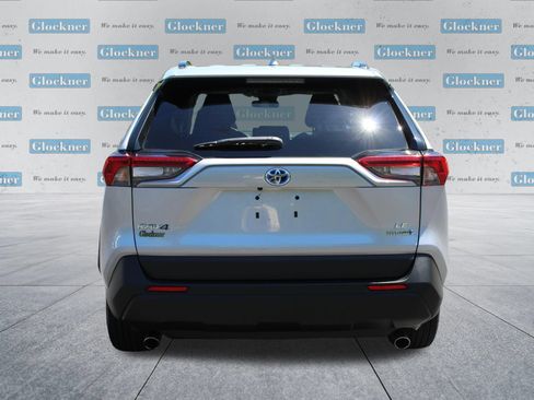 Used 2022 Toyota RAV4 LE AWD/4WD image 7