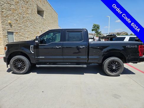Used 2022 Ford F250 XLT w/ Black Appearance Package AWD/4WD image 10