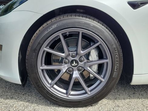 Used 2023 Tesla Model 3 Standard Range RWD image 6