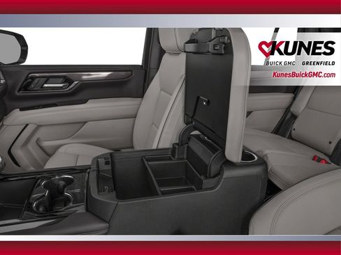 New 2026 GMC Yukon Denali Ultimate w/ LPO, Floor Liner Package AWD/4WD image 11