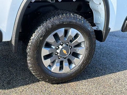 New 2026 Chevrolet Silverado 2500 Custom w/ Custom Value Package image 9