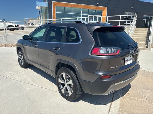 Used 2021 Jeep Cherokee Limited AWD/4WD image 3